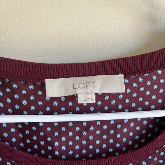 Loft Burgundy Patterned Short Sleeve Blouse - Picture 3 of 4